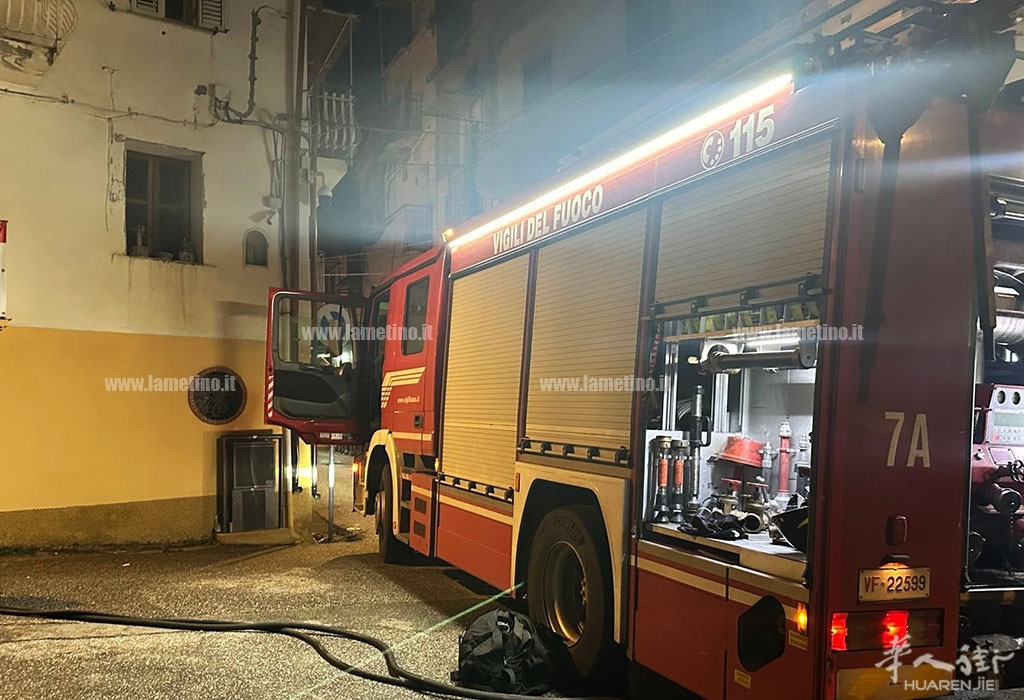 vigilidelfuoco-21-at-17.52.30_337a0.jpg
