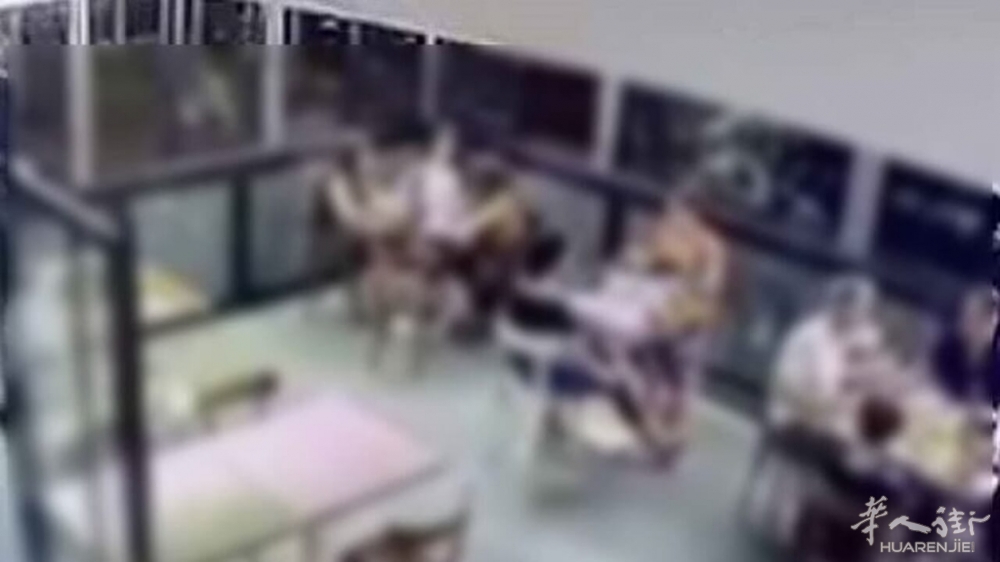 cena ristorante repertorio video censurata-2.jpg