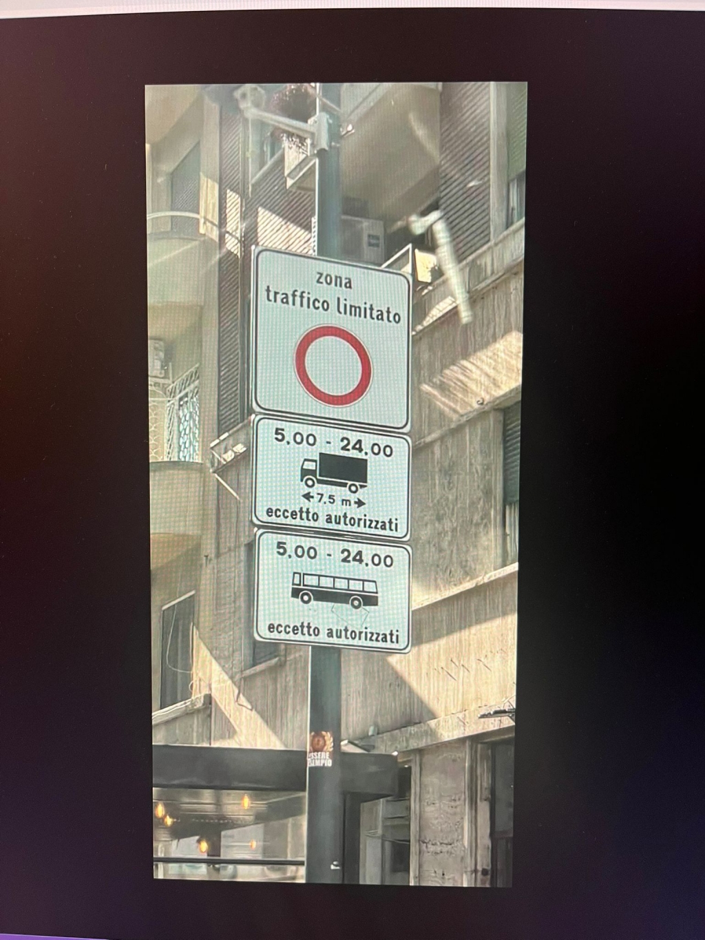 via della giuliana.jpg