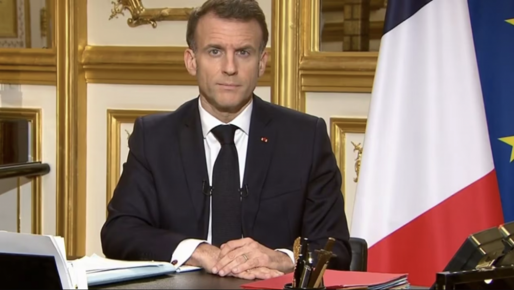 中东局势：法军基地遭袭，“戴高乐号”航母出动——马克龙总统讲话要点回顾 ...