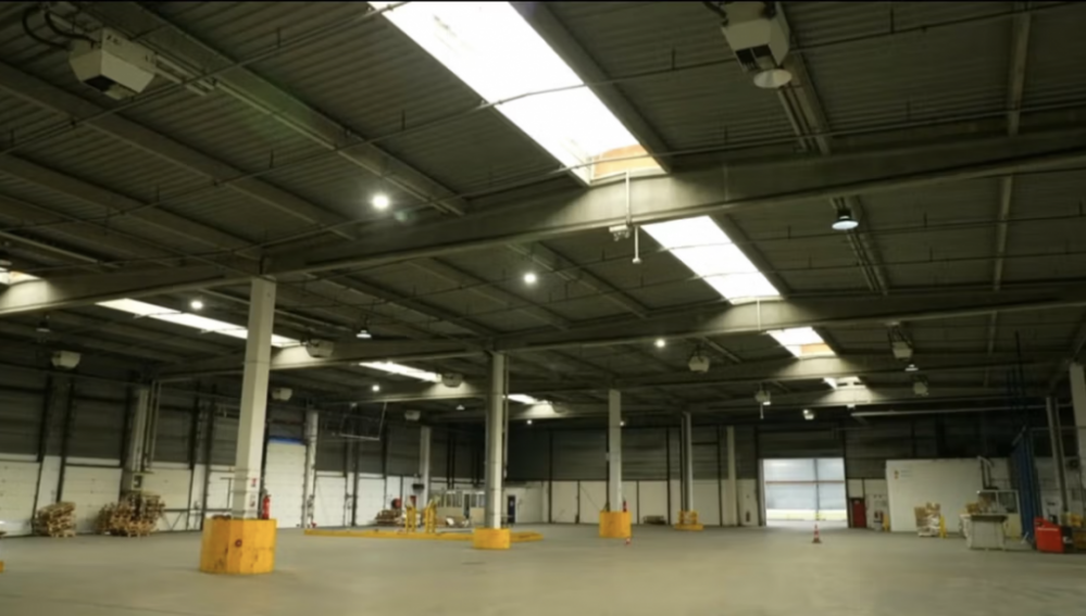 小包裹危机：Shein 与 Temu 绕道避税，导致法国物流企业陷入“技术性停岗” ...