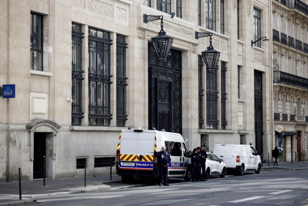 “中东战争影响所有人”：巴黎市中心挫败未遂爆炸袭击引发震动 ...