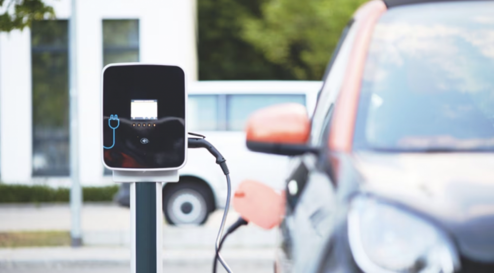 家乐福电动车免费充电结束：车主迎来坏消息