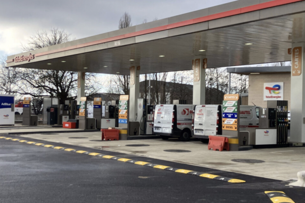 燃油：TotalEnergies将限价措施延长至4月底（柴油上限上调）