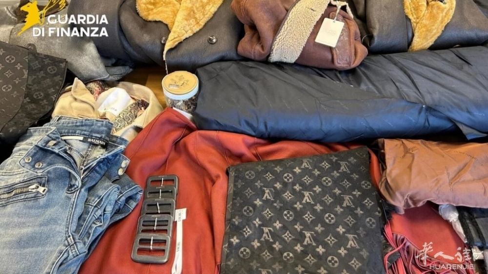 sequestro capi d'abbigliamento contraffatti guardia di finanza falconara 2.jpeg