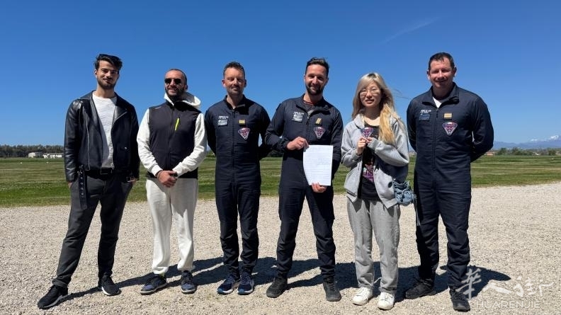 萨勒诺海上跳伞事件： 华人女学员被法国军用跳伞队救起