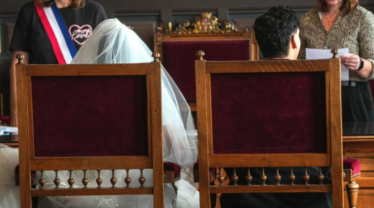 法国马恩河谷省捣毁“假结婚”网络：31宗可疑婚姻被查，6人被起诉 ...