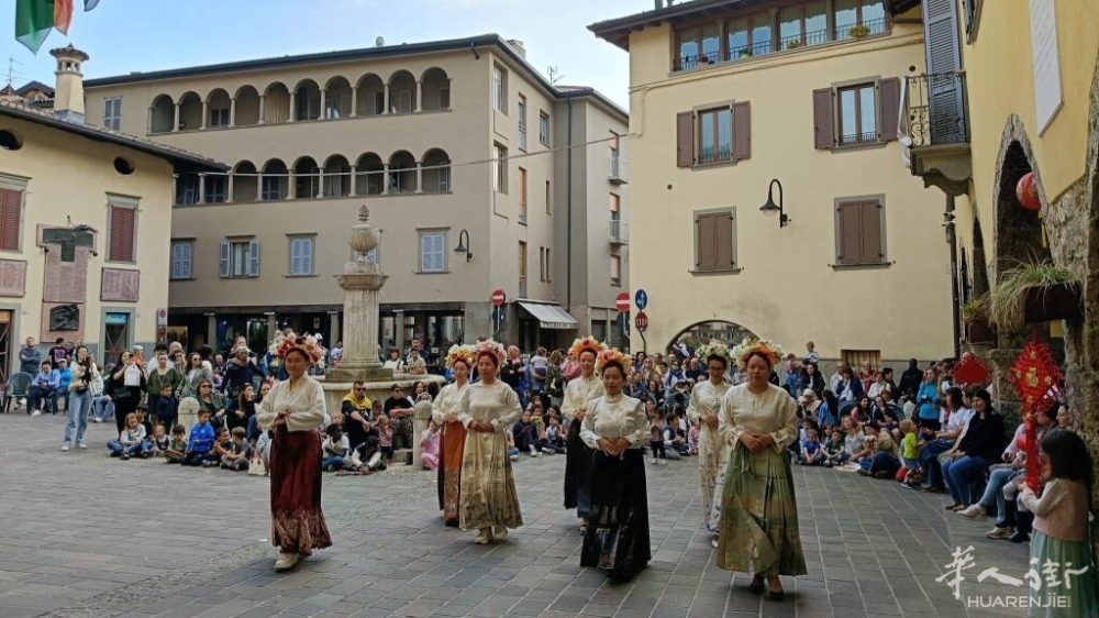 纸艺剪刻、绳结与舞蹈：贝加莫省一市镇绽放中国文化的魅力