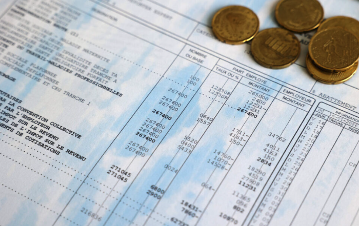 法国5月初银行转账暂停：为什么有几天收不到钱？