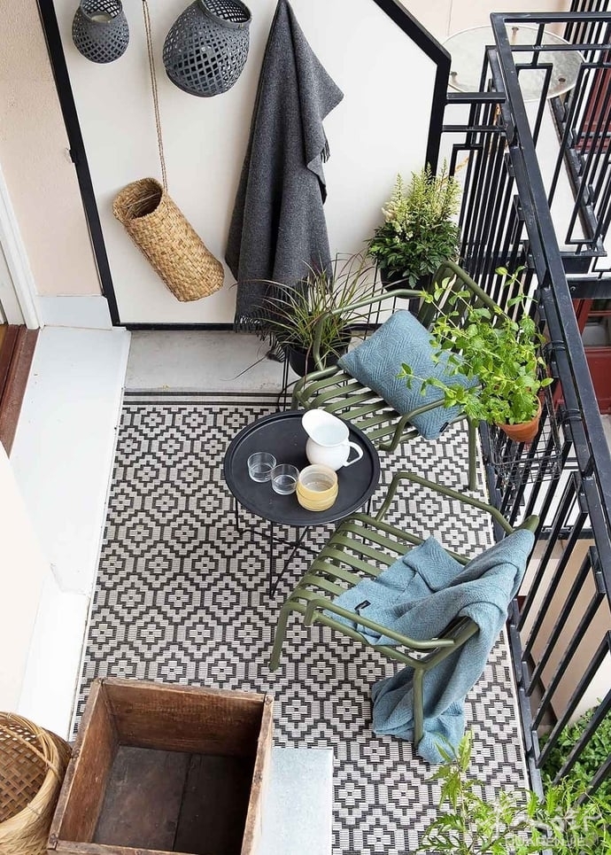 cosa-si-pu-mettere-su-un-balcone-di-una-casa-in-condominio-o-vietato.jpg