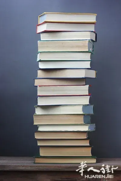 depositphotos_69335603-stock-photo-still-life-with-books.jpg