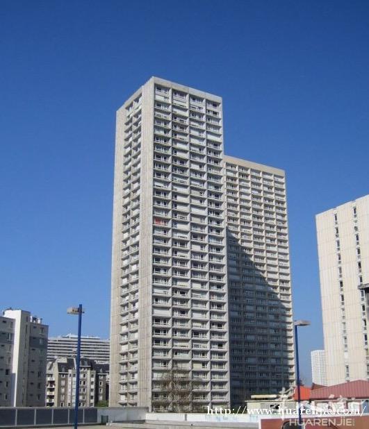 巴黎13区地铁附近，1房1厅，48平方米
