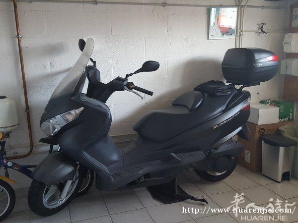 出售名牌摩托车 suzuki burgman 125 m3