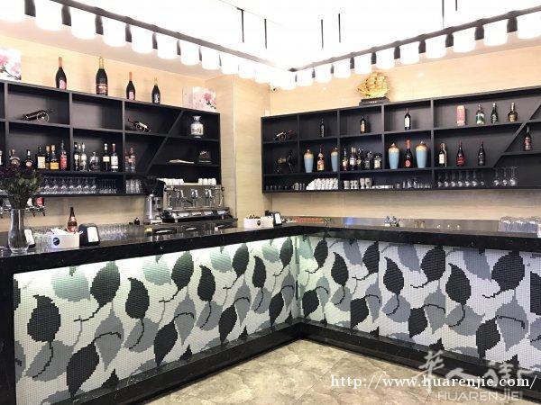 bologna附近大型餐馆转让！
