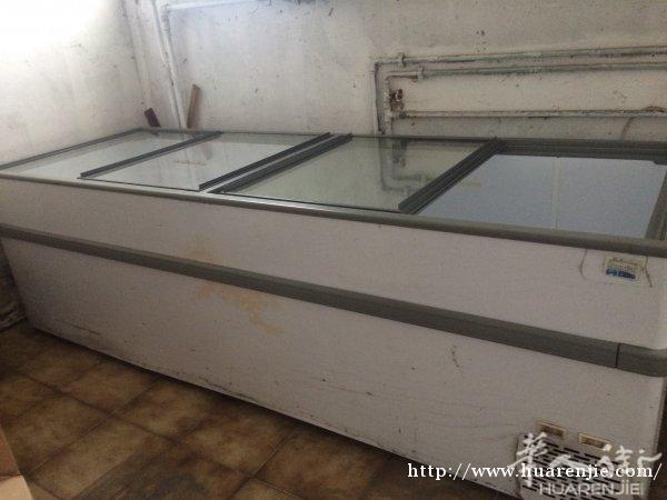 出售一台2.5米长的冷冻冰箱