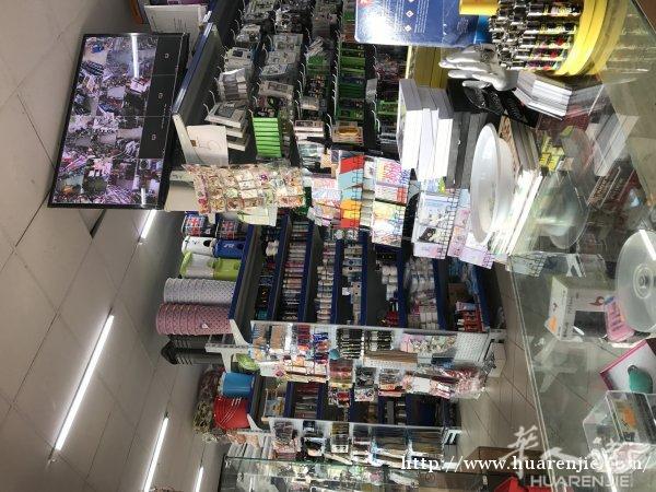 perugia周边城市300平方米百货店转让