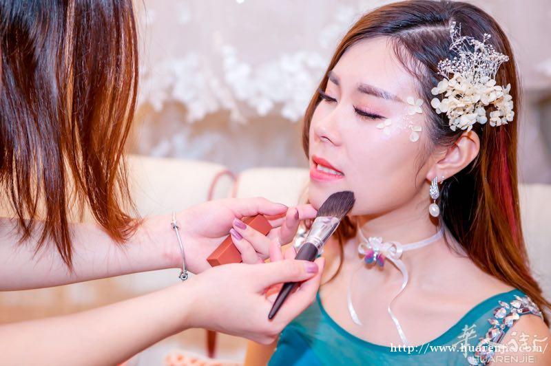 自由化妆师英子 承接各类造型妆面！