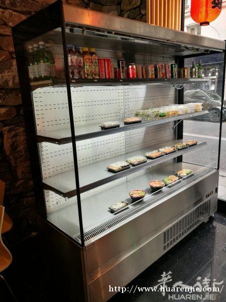 九成新酒水展示柜，桌椅出售