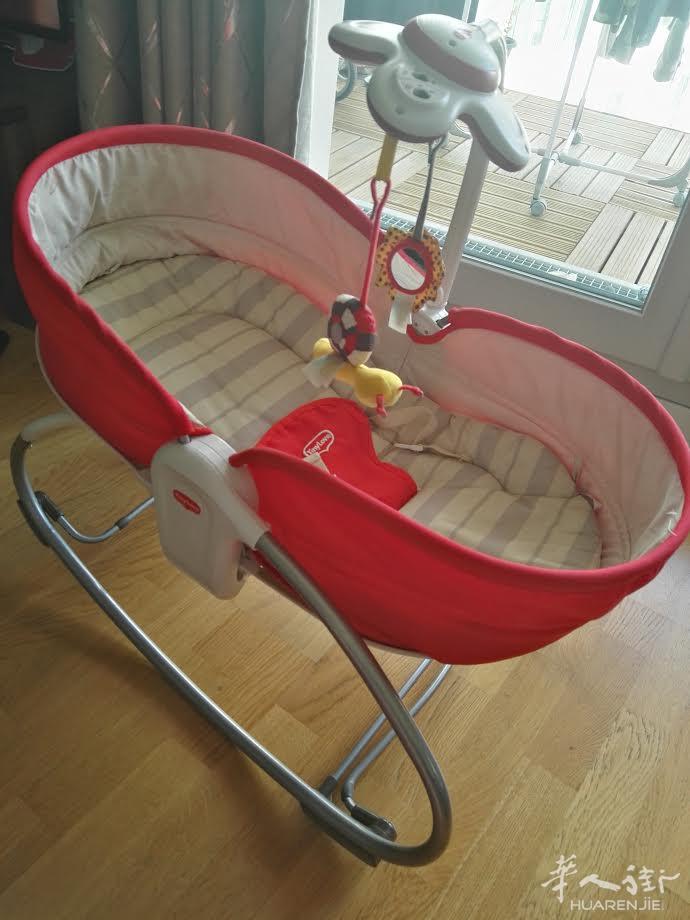 转让一个多功能宝宝摇摇椅 Tiny Love Transat &amp; Balancelle Rocker Napper 3 en 1 Rouge