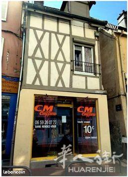 71省Chalon sur Saone 市中心70M2门面出租 350欧/月