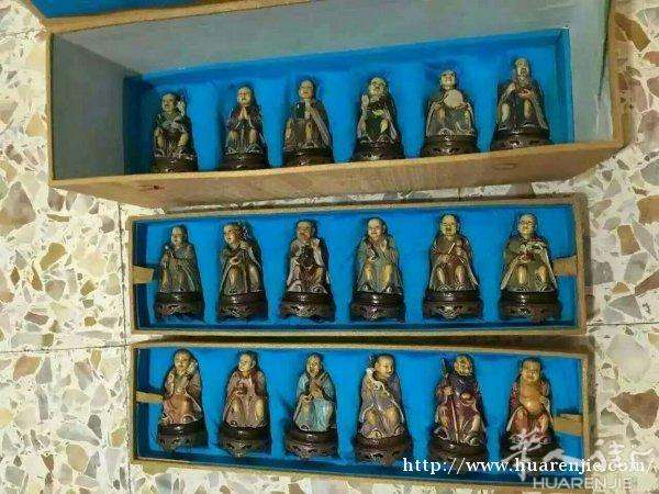 出一套50年代18罗汉象牙雕件