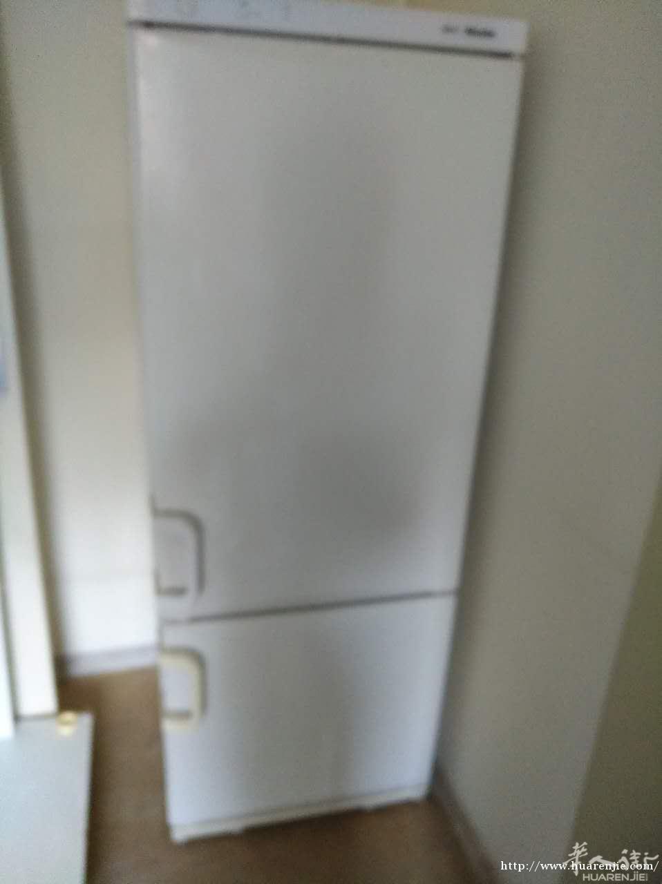 低价出售二手冰箱