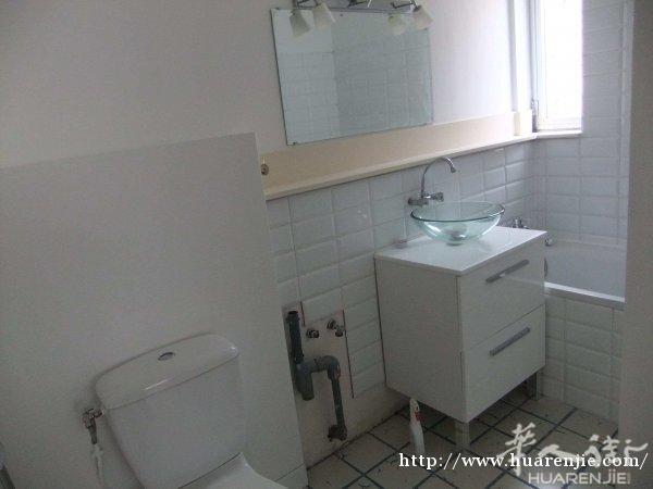 大Studio近13 有独立厨房，浴室 包家居 、 780包charge