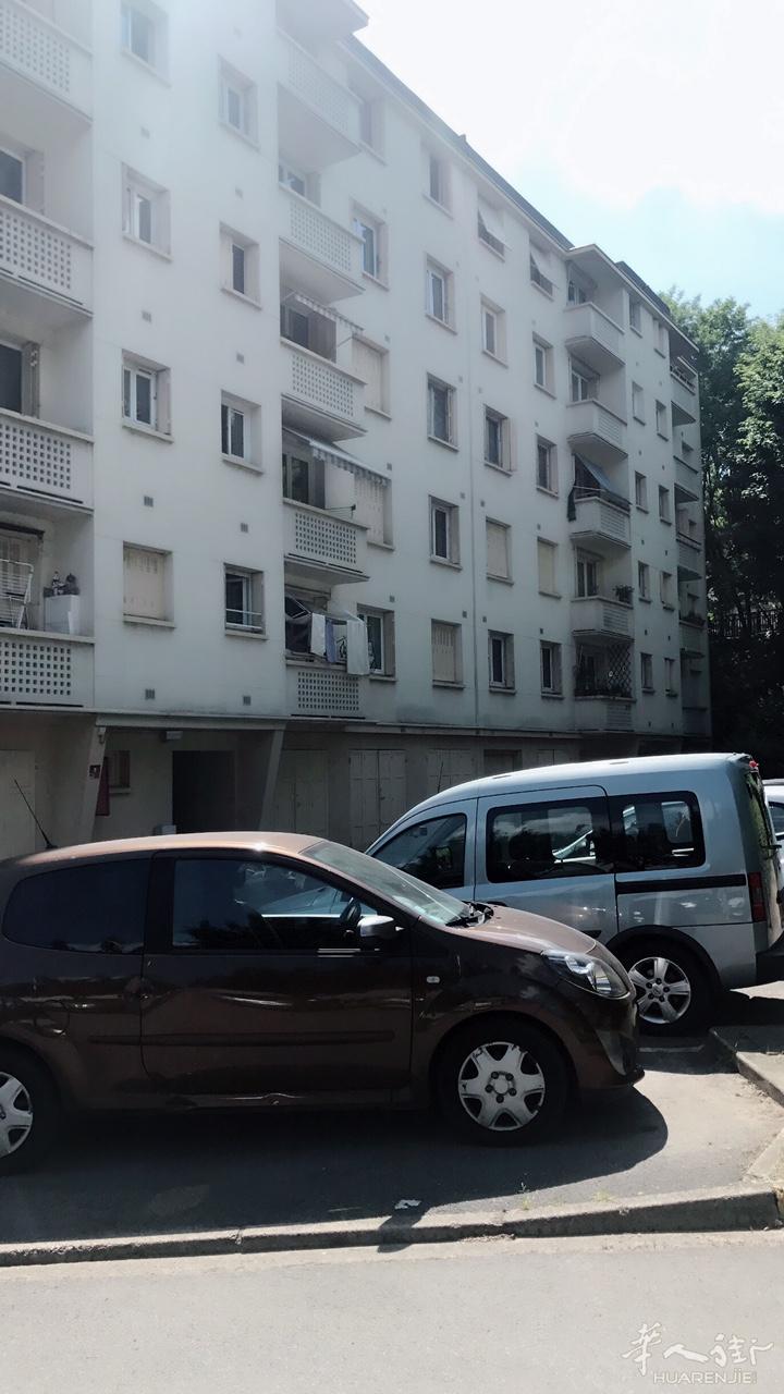93 ROSNY SOUS BOIS 新翻修二室一厅 53平方米好房 163000€ 出售