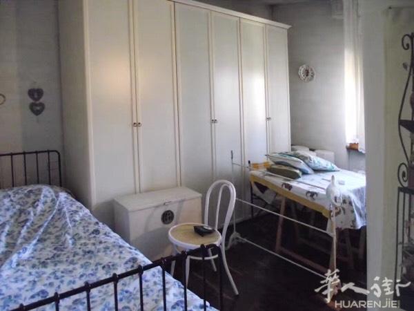 住家长期搭铺，在via zarini 中国人酒巴附