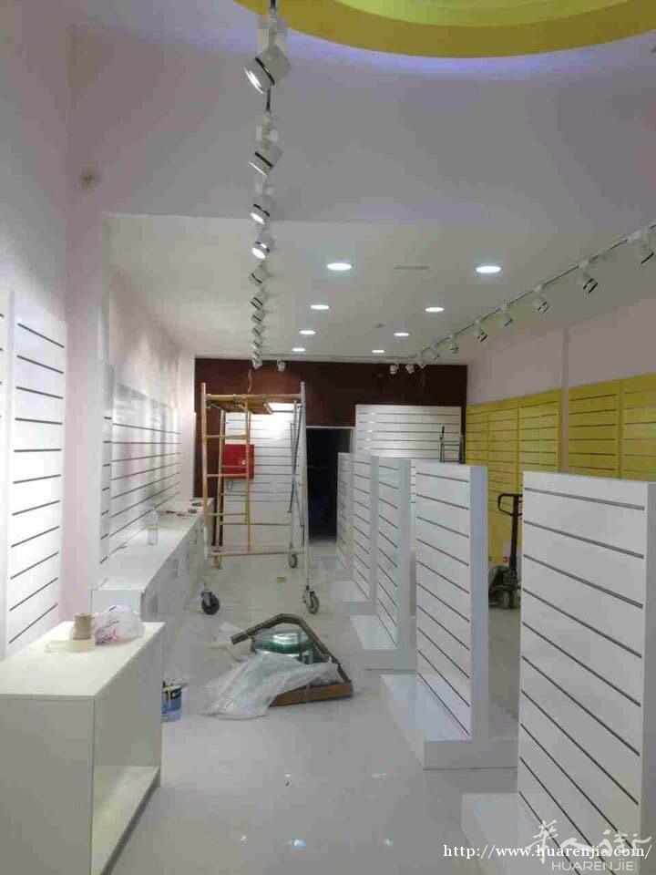 全意服装百货店装修