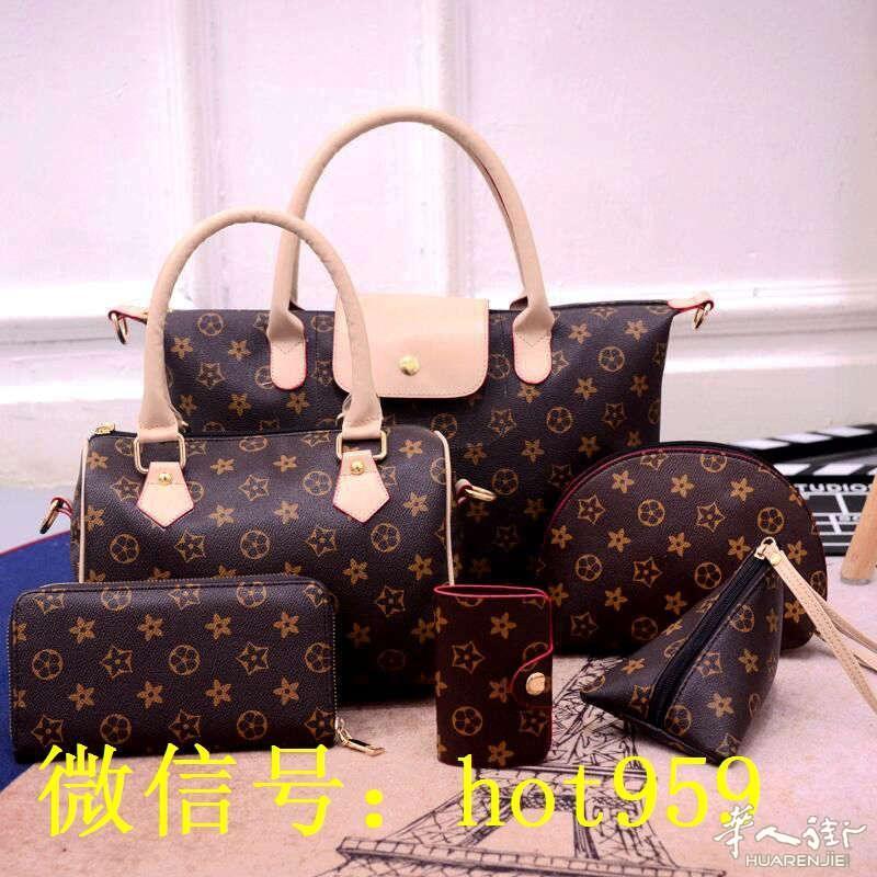 德 男女服饰 男女鞋 皮具 手表 首饰 眼睛瞪各种大牌奢侈品 批发零售 质量保证 十年信誉 微信 hot959