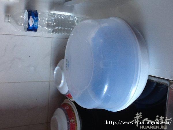 卖奶瓶消毒器很方便用打热一下就可以€5，卖小孩玩具每个都€15一样，0751280520