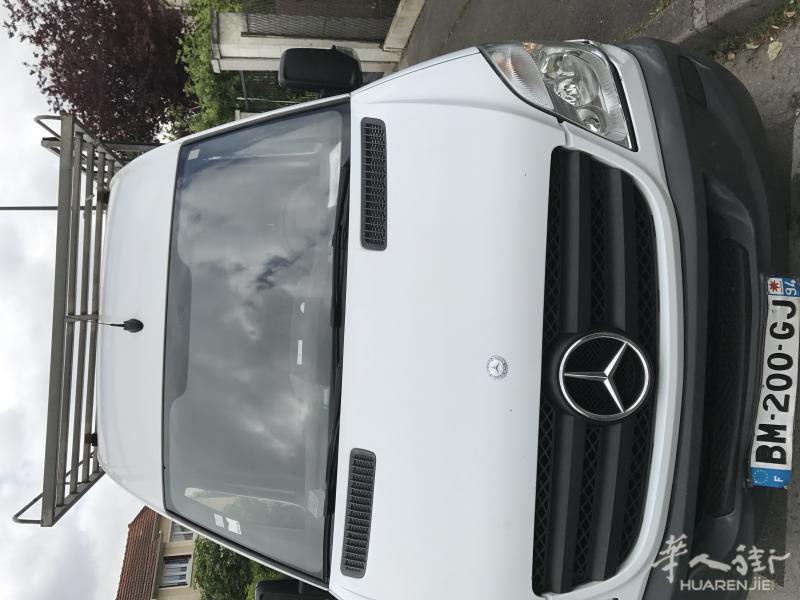 2011年车88000公里白色奔驰货车Sprinter 213 CDI 9000歐元