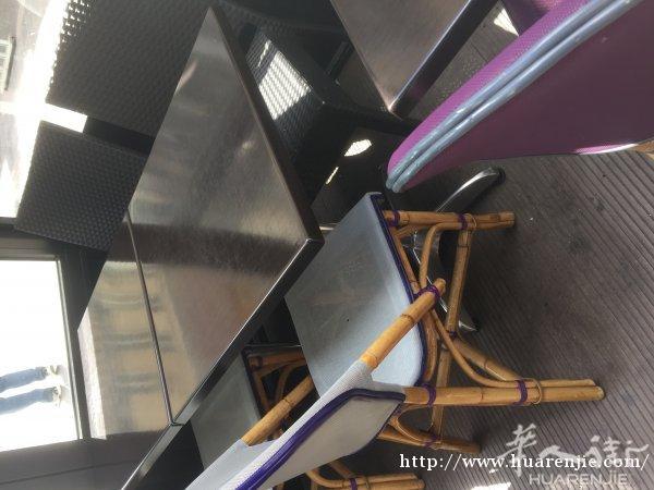 出售餐馆terrasse 露天桌子