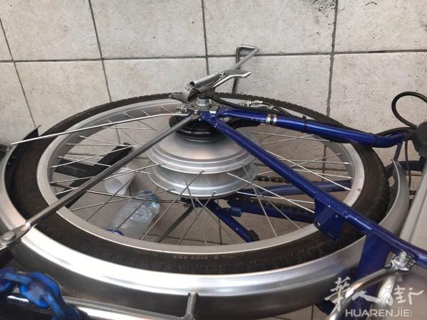 电瓶车36v半自动全自动都可以9.9成新 冲电器原