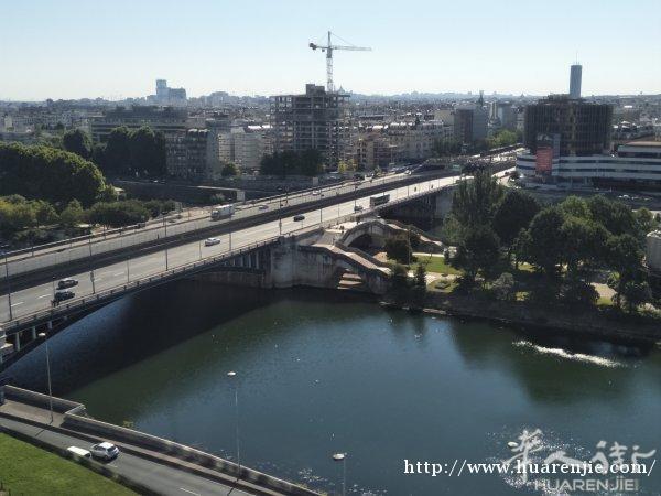 近 la défense 独立—房间 30/天, 交通四通八达