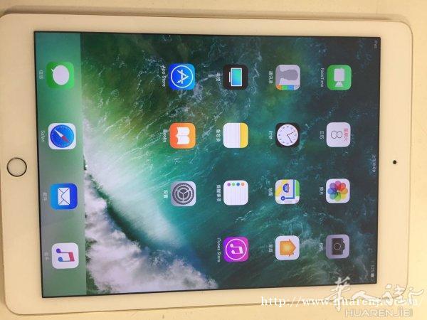 特价出售二手iPadAir2 16g  黑色 土豪金   9.9成新  230欧 微信：w979218200