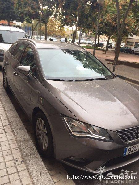 巴塞罗那seat leon 出售 2014年，18000公里，联系电话：688124622