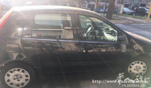 转让Fiat punto 03 年汽油公里9600 0价格800 过户自理 适合新手
