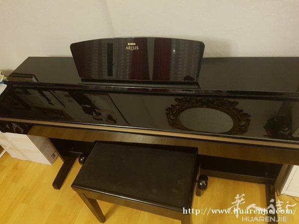 钢琴 Yamaha Arius