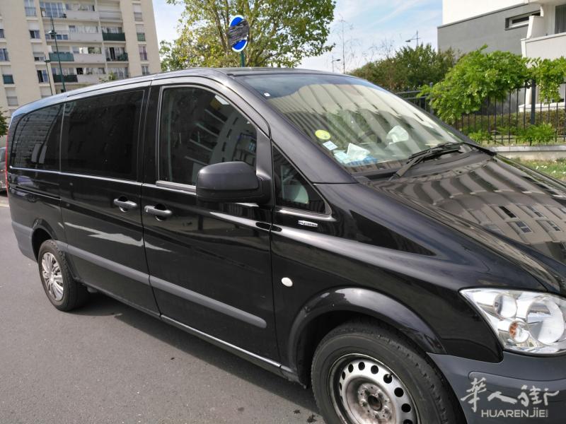 转让黑色奔驰商务车vito
