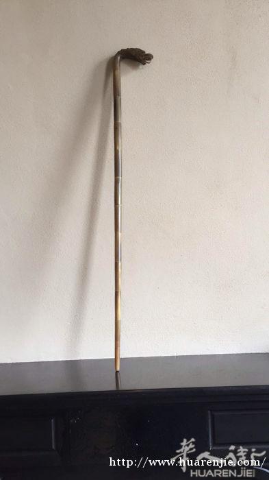 1900年亚洲犀牛角拐杖 龙雕刻