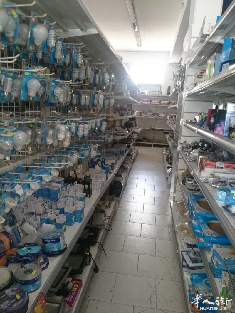 拿波里Salerno周边城市300平方百货店转让或者货物转让