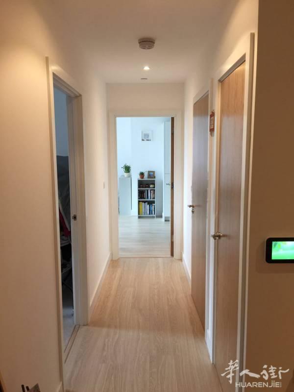 east croydon station 5分钟步行距离，double bed,separate toilet, 728, GIRL ONLY