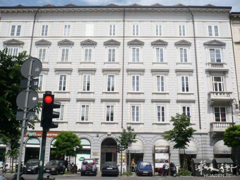 意大利TRIESTE(的里雅斯特)最中心地段豪华顶层公寓