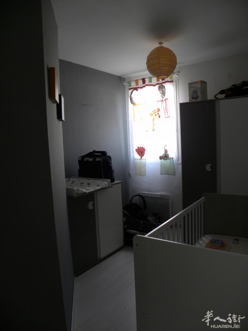 ensemble chambre bebe 出售整体婴儿chambre  加组合柜