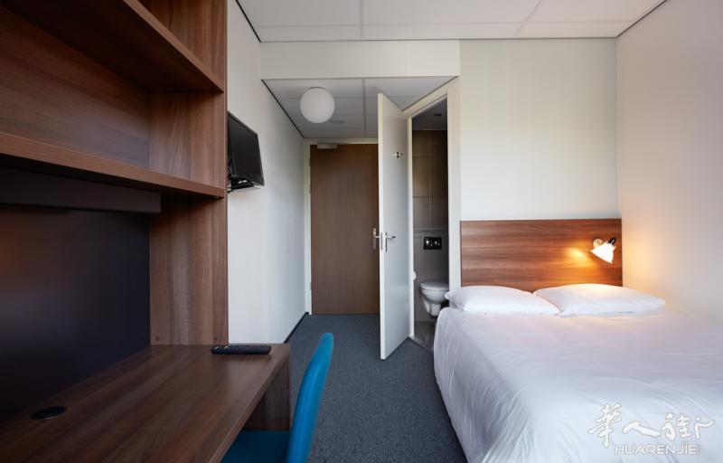 阿姆student hotel房间转租