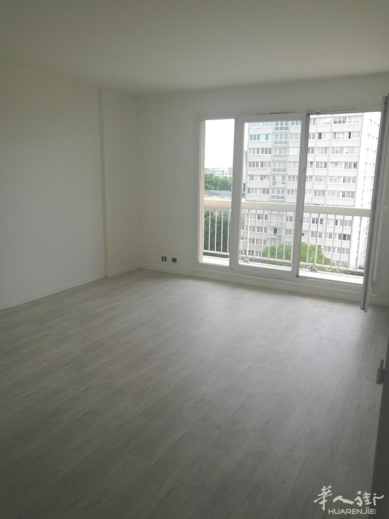 AUBERVILLIERS 一室一厅，好房新装修，带家具出租