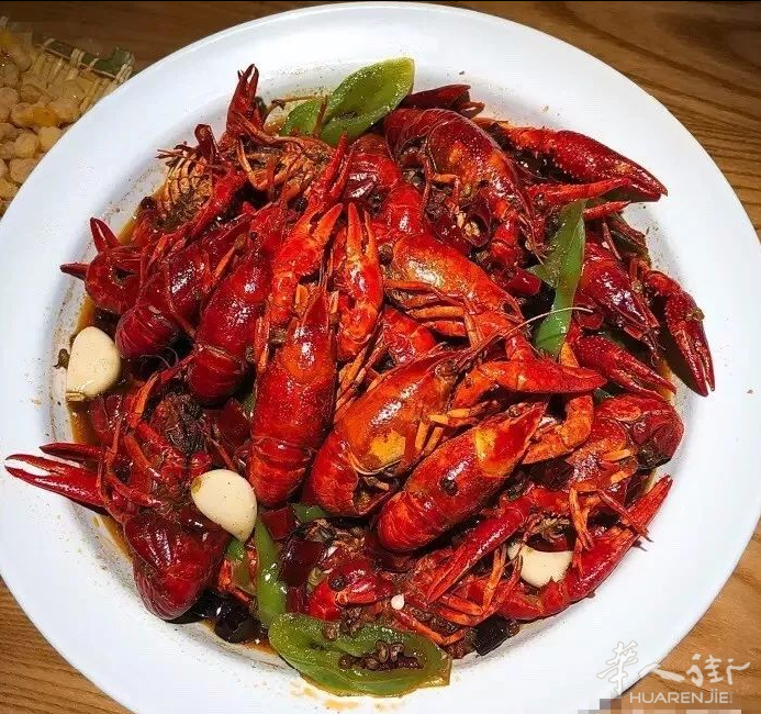 （珍珠奶茶大酬宾！）羊肉串 ！ 爆炒小龙虾 ！，。开业优惠