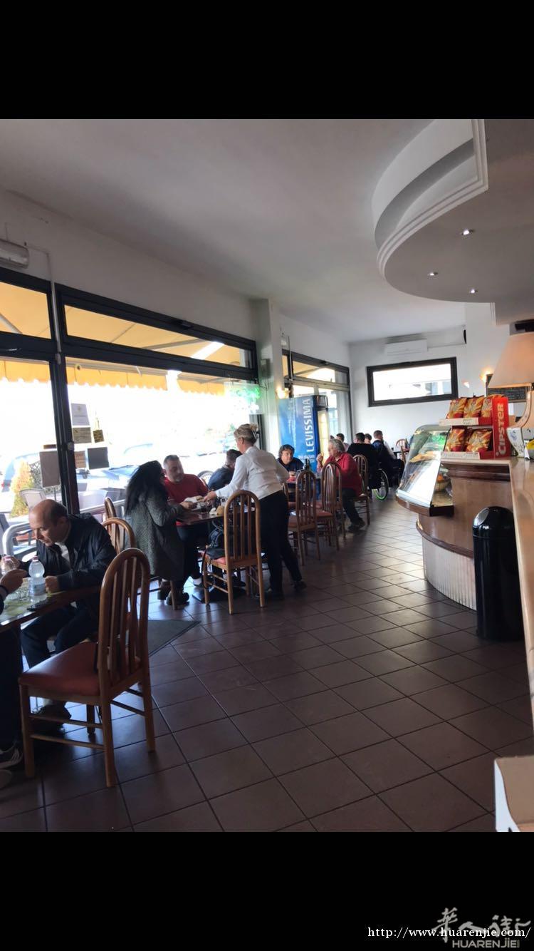 Parma 意大利人 bar + tabaccheria 转让